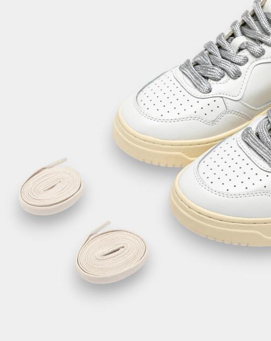 26SS 오트리 메달리스트 로우 스니커즈 AULW SW02 WTH SILV White - AUTRY