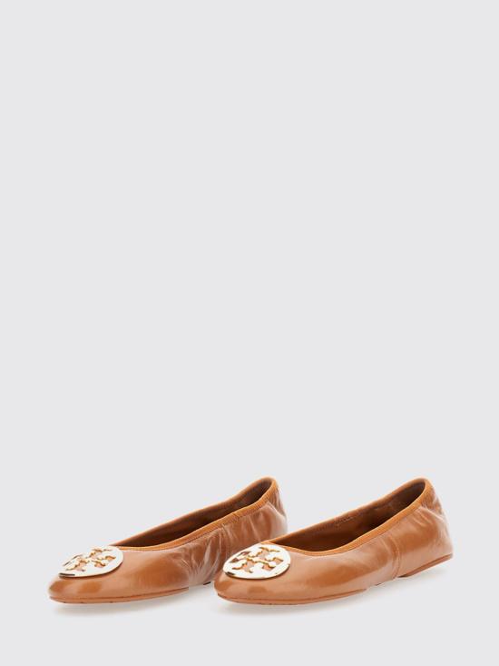 26SS 토리버치 플랫 슈즈 175134 240 Brown - TORY BURCH