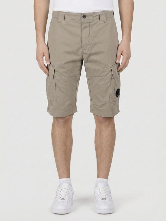 26SS 씨피 컴퍼니 스트레치 사틴 카고 렌즈 쇼츠 도브 20CMBE746A005694G 904 Grey 1