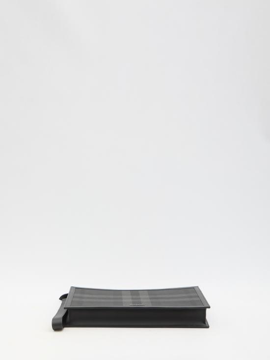 26SS 버버리 체크 지퍼 파우치 8070205 A1208 BLACK - BURBERRY