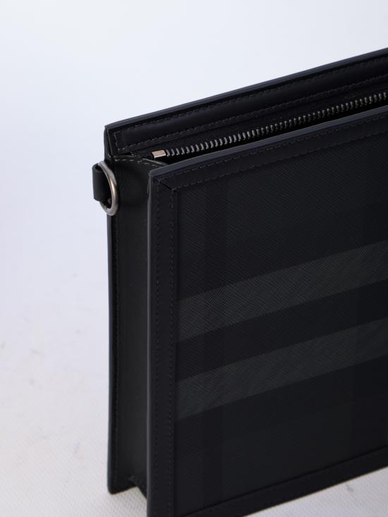 26SS 버버리 체크 지퍼 파우치 8070205 A1208 BLACK - BURBERRY