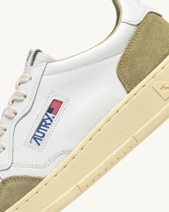 26SS 오트리 메달리스트 로우 스니커즈 AULM FT06 WHT GREY White - AUTRY