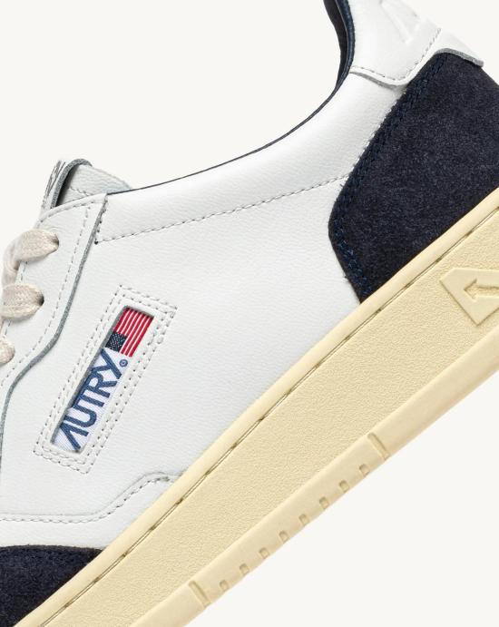26SS 오트리 메달리스트 로우 스니커즈 AULM FT07 WHT OCEAN White - AUTRY