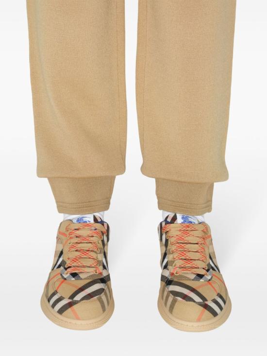 26SS 버버리 체크 테라스 스니커즈 8095372 B9368 Beige - BURBERRY