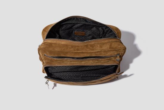 26SS 아크네 스튜디오 카메로 카메라 스웨이드 숄더백 C10264 295 - ACNE STUDIOS