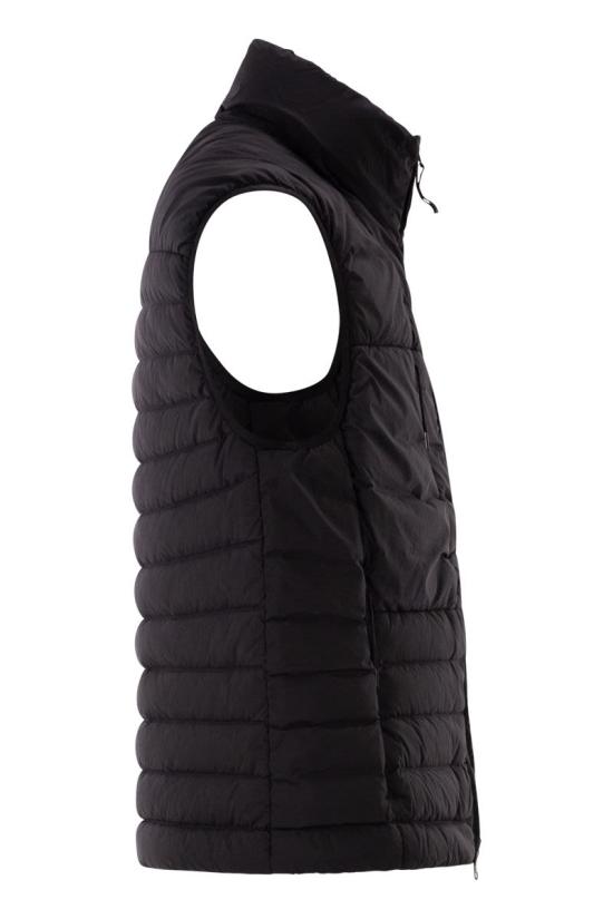 26SS 스톤 아일랜드 베스트 L1S15G100007S0183 V0029 BLACK - STONE ISLAND