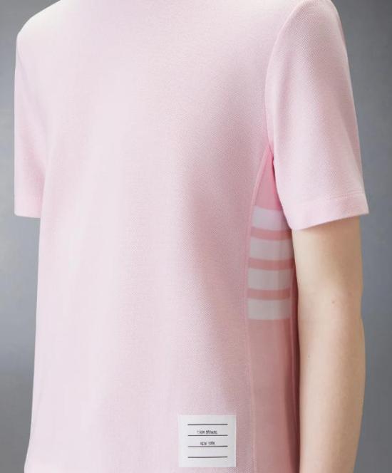 26SS 톰브라운 클래식 피케 4바 티셔츠 FJS207A00050 680 LT PINK - THOM BROWNE