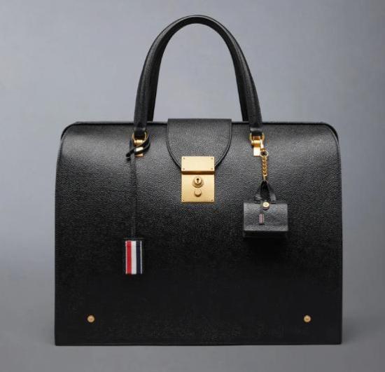 26SS 톰브라운 키링 UAM095A06560 001 BLACK - THOM BROWNE