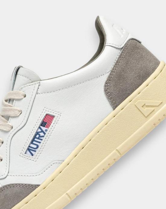 26SS 오트리 메달리스트 로우 스니커즈 AULM FT01 WHT VAP Grey and black - AUTRY