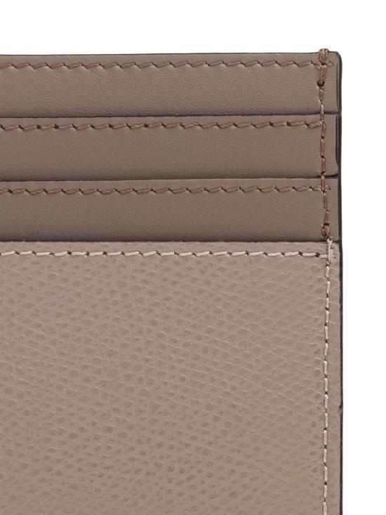 26SS 펜디 FF 다이아몬드 레더 플랫 카드 케이스 8M0445ALV4F1N1G GREY DOM - FENDI