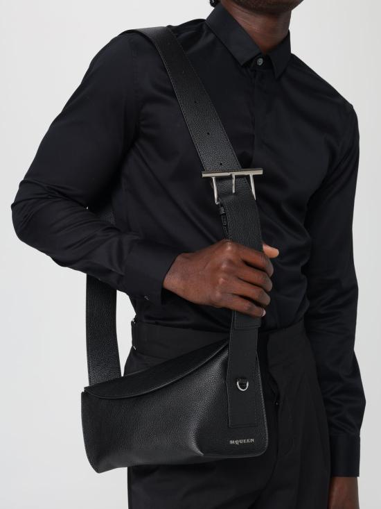 26SS 알렉산더 맥퀸 크로스백 8346551VDBF 1000 Black - ALEXANDER MCQUEEN