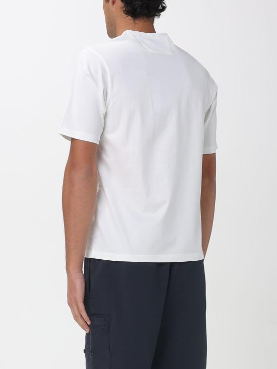 26SS 씨피 컴퍼니 메트로폴리스 시리즈 머서라이즈드 저지 반팔 배지 티셔츠 20CLTS054A006370W 103 Black - C.P. COMPANY