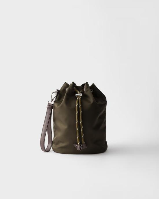 26SS 프라다 클러치/파우치 2NE0672HE1F0334 Green