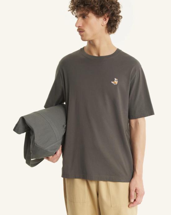 26SS 메종키츠네 드리밍 폭스 컴포트 티셔츠 QM00102KJ7026 0453 MARRONE - MAISON KITSUNE