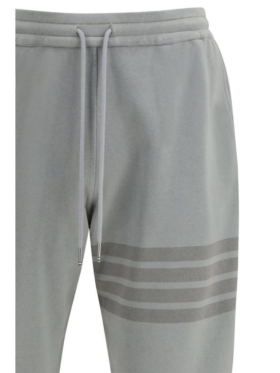 26SS 톰브라운 솔리드 루프백 오버다이 4바 스웨트팬츠 MJQ243AJ0007 055 GREY - THOM BROWNE