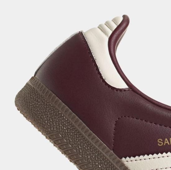  아디다스 스니커즈 JR8844 Maroon Off White Gum DOM - ADIDAS