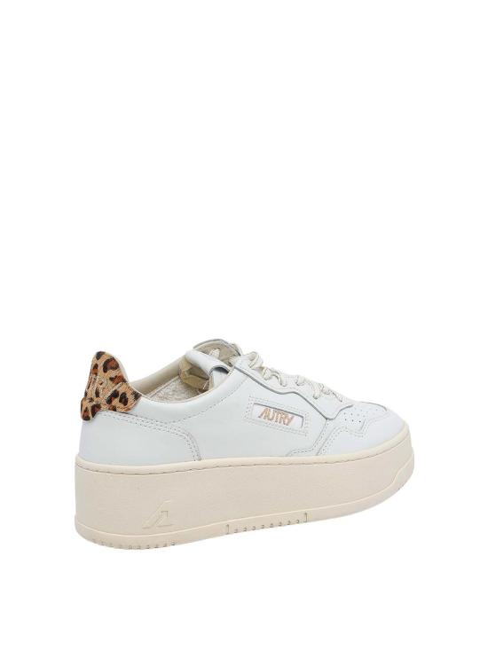 26FW 오트리 메달리스트 플랫폼 스니커즈 PTLWVO01 White - AUTRY