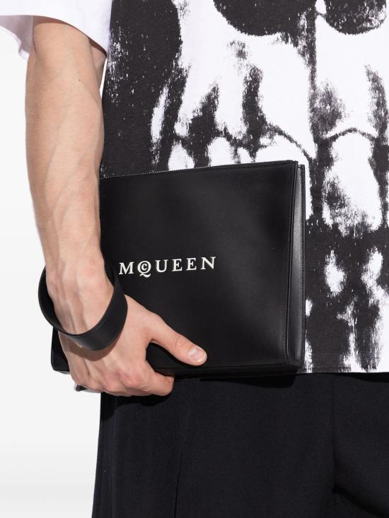 25FW MC QUEEN 남성지갑 8361511AAU6 1080 BLACK SILVER - OTHER BRANDS