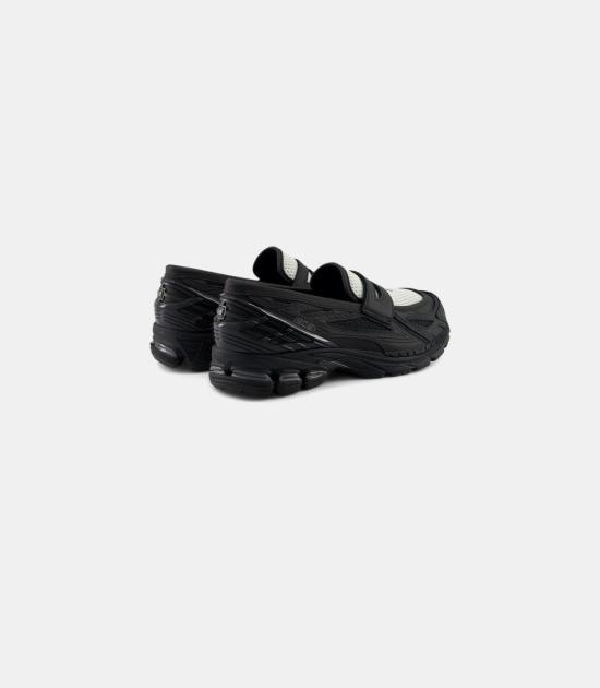 26SS 뉴발란스 로퍼 U19068G9 37 Black - NEW BALANCE