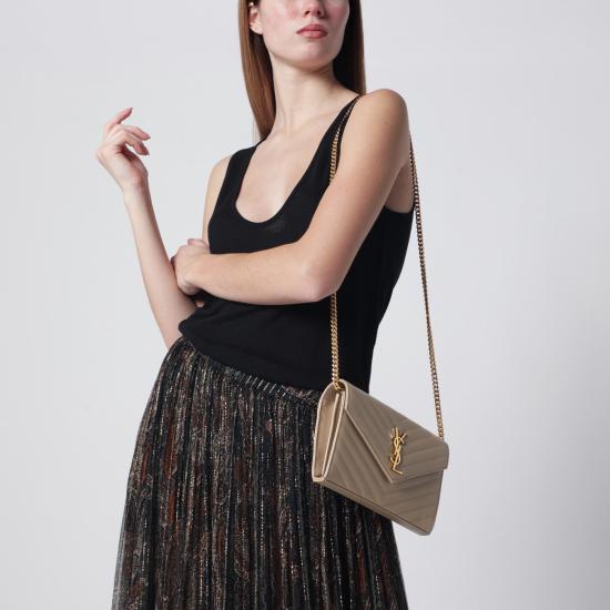 26SS 생로랑 레더 카산드라 체인 월렛 377828BOW01 Beige - SAINT LAURENT