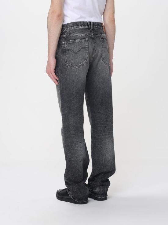 26SS 베르사체 데님 팬츠 10177751A16053 1D980 Grey - VERSACE