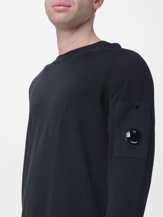 26SS 씨피 컴퍼니 코튼 크레이프 크루넥 렌즈 스웨터 20CMKN105A006323O 999 Black - C.P. COMPANY