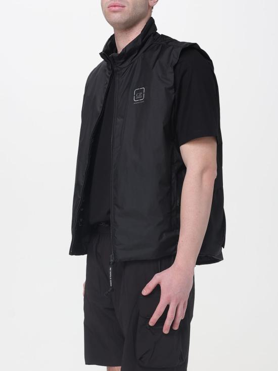 26SS 씨피 컴퍼니 베스트 20CLVE027A110400A 999 Black - C.P. COMPANY