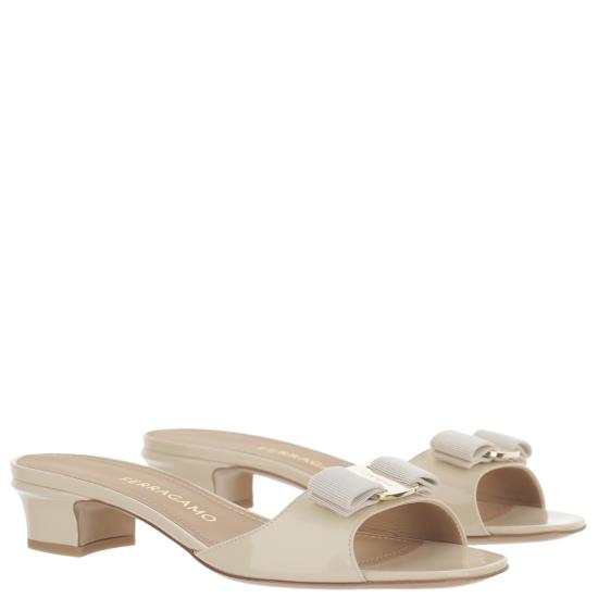 26SS 살바토레 페라가모 플랫 슈즈 01L415002 Neutrals - SALVATORE FERRAGAMO