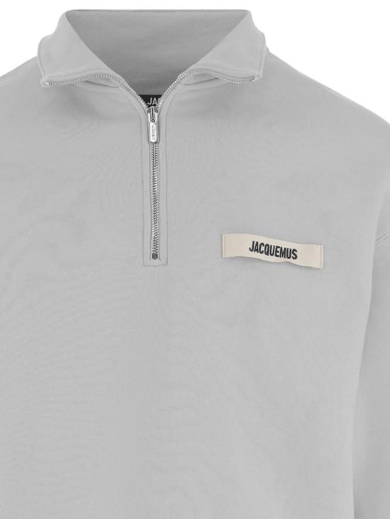 26SS 자크뮈스 하프 집업 스웨트 셔츠 SSM00313AJ00174951 White - JACQUEMUS