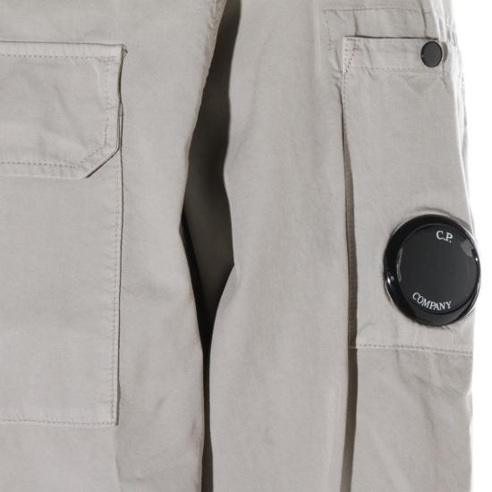 26SS 씨피 컴퍼니 오가닉 개버딘 지퍼 렌즈 오버셔츠 20CMOS705A110143G904 Neutrals - C.P. COMPANY