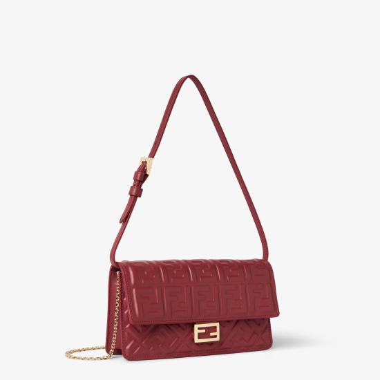 26SS 펜디 바게트 체인 지갑 8M0498AAJDF0YPU Red - FENDI