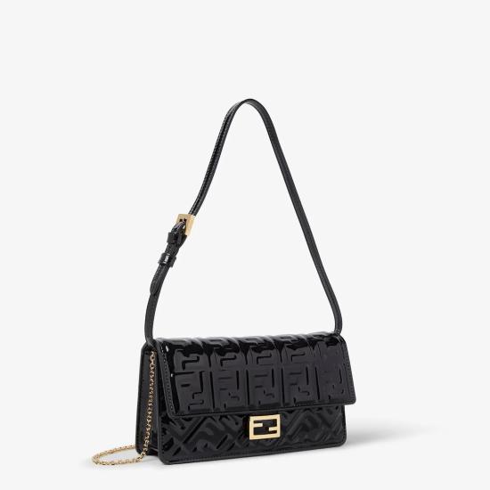 26SS 펜디 바게트 체인 지갑 8M0498AW5OF0KUR Black - FENDI