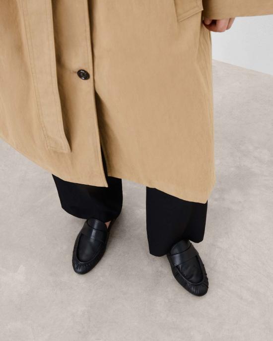  Flattered 로퍼 플랫티드 사모아 가죽 - FLATTERED