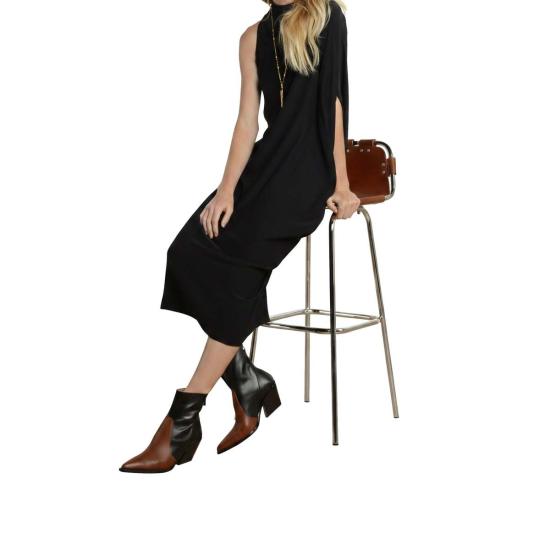  Madison Maison x Julie Harrah 미디 원피스 매디슨 메종 X 줄리 해러 크링클 비대칭 모크넥 드레스 블랙 - OTHER BRANDS