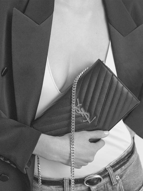 26SS 생로랑 레더 카산드라 체인 월렛 377828BOW01 2721 Beige - SAINT LAURENT