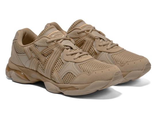  오니츠카타이거 티그런 스니커즈 1183C478 200 WOOD CREPE DOM