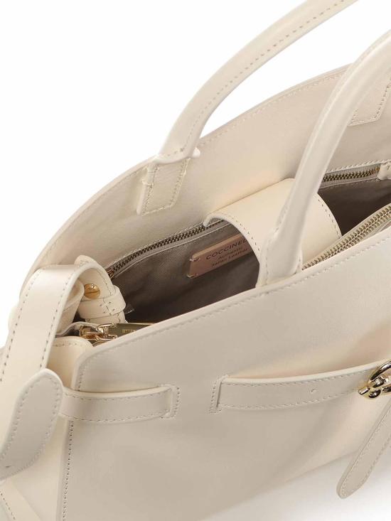 26SS 코치넬리 토트백 E1TLA180401N17 Beige - COCCINELLE