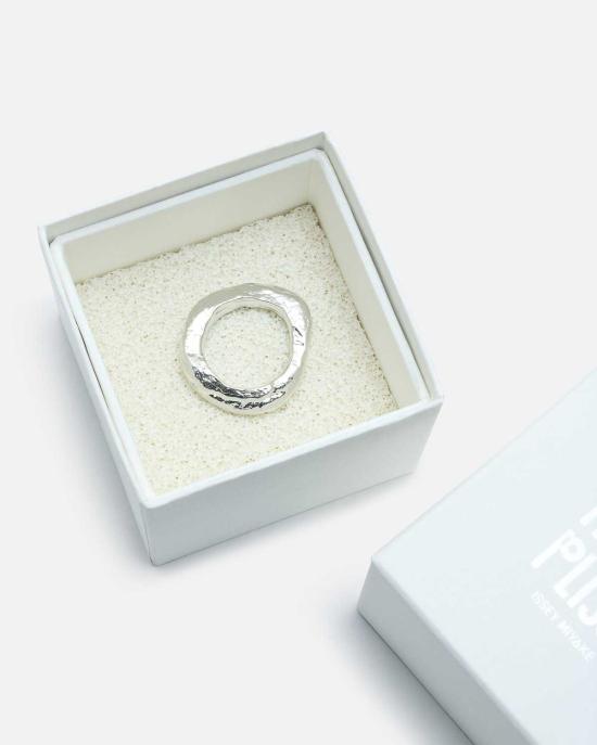  이세이 미야케 반지 옴므 플리스  케이번 링 리버사이드 그레이 - ISSEY MIYAKE