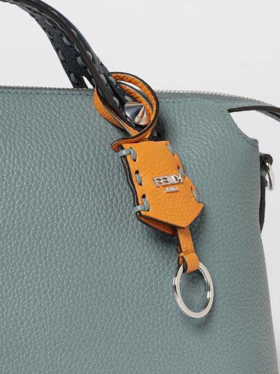 26SS 펜디 바이 더 웨이 소프트 미디움 백 8BL155AVTC F1UR5 Grey - FENDI