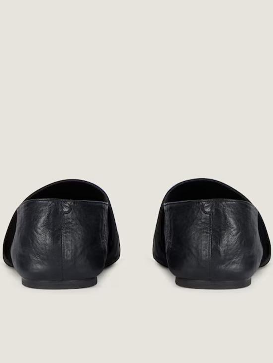 26SS 지방시 플랫 슈즈 BE5010E2FX 001 BLACK - GIVENCHY