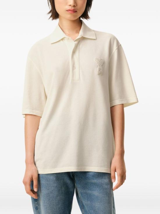 26SS 아미 톤온톤 하트 로고 코튼 패치 폴로 셔츠 UPL428 JE0221 136 Neutrals - AMI