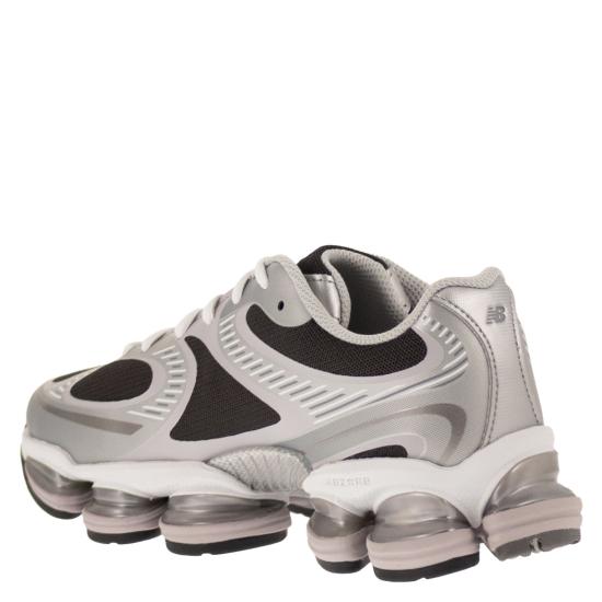 26SS 뉴발란스 스니커즈 U2000 BLACK SILVER - NEW BALANCE