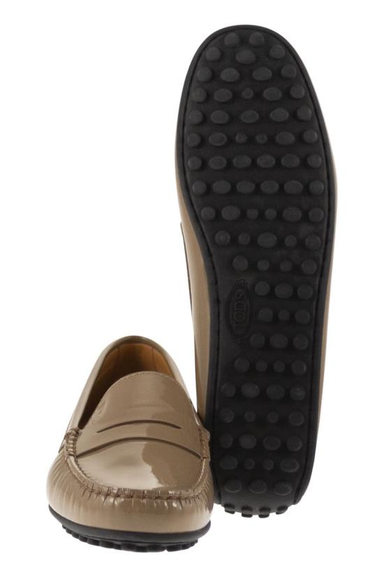 25FW 토즈 로퍼 XXW10L00010OW0S812 BEIGE - TODS