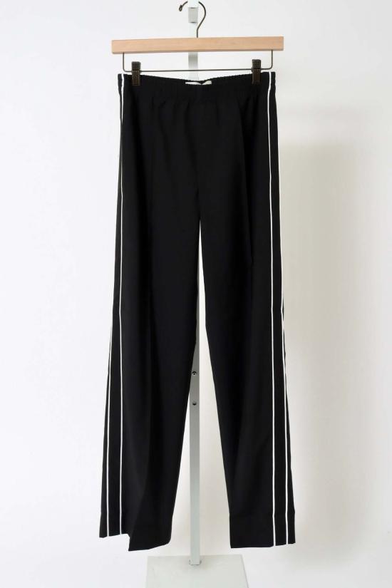  WE-AR4 스트레이트 팬츠 우리는 채플린 바지를 4개 가지고 있습니다.