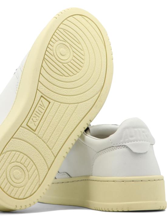 26SS 오트리 메달리스트 로우 스니커즈 AULWLL15 WHITE - AUTRY