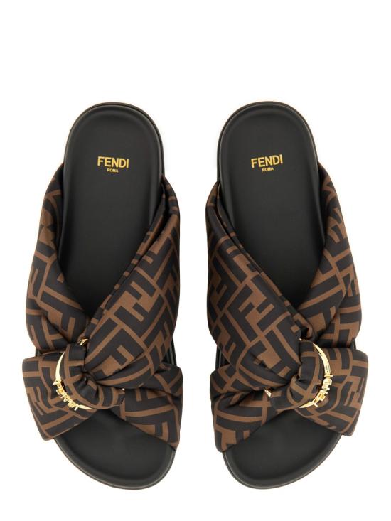 26SS 펜디 필 슬리퍼 8X8645AE7S F0R7V TABACONERO - FENDI