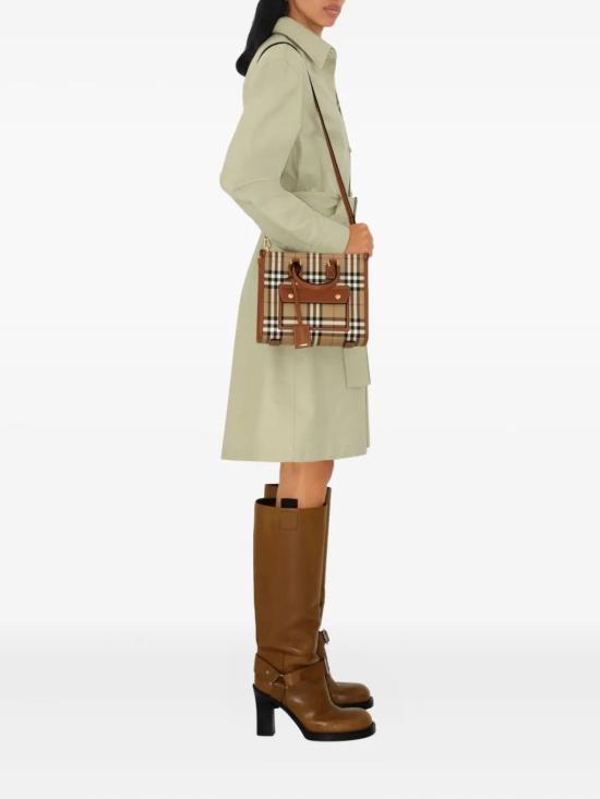 26SS 버버리 미니 프레야 토트백 8109793155142 A9534 VCHBRBROWN - BURBERRY