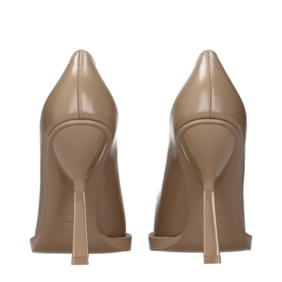 25SS 살바토레 페라가모 힐/펌프스 ANSERX50760700 - SALVATORE FERRAGAMO