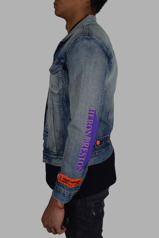  헤론 프레스톤 데님 독특한 로고가 새겨진 워싱  재킷 - HERON PRESTON