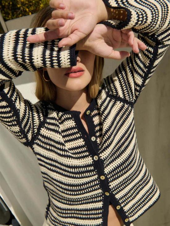  네이션 가디건 코트니 크로셰  스웨터 - NATION